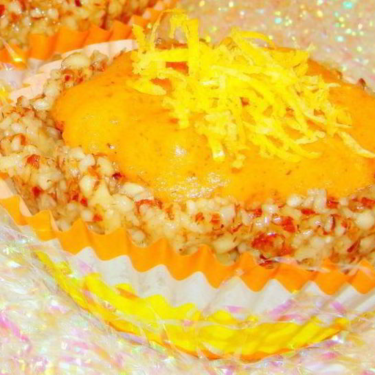 Рецепт полезного миндального пирожного с хурмой