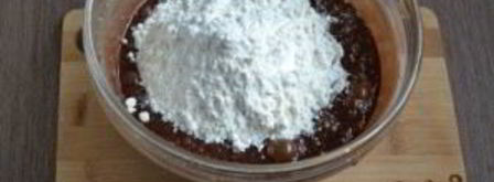 шоколадный брауни с вишней. Шаг 5