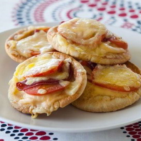 Рецепт быстрой маленькой пиццы из питы