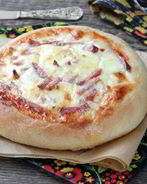 Пицца из хлебного теста