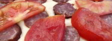 пицца на сковороде с помидорами. Шаг 2