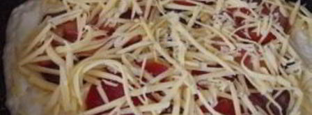 пицца на сковороде с помидорами. Шаг 3