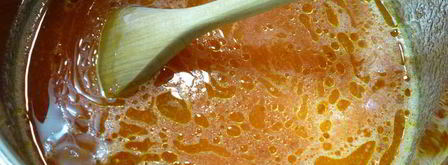 пицца с двумя видами сыра, черри и базиликом. Шаг 3