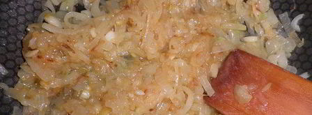 пицца с карамелизованным луком и фетой. Шаг 2