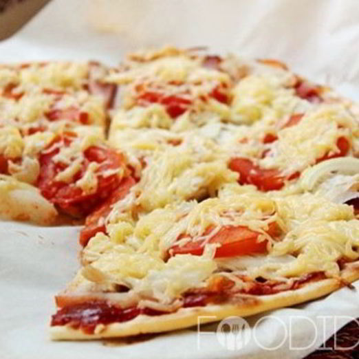 Пицца с плавленым сыром