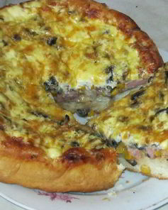 Пицца с вешенками и кукурузой