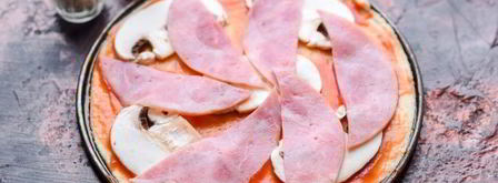 пицца с ветчиной, сыром и помидорами. Шаг 11