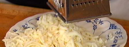 пицца с яйцом и шпинатом. Шаг 10