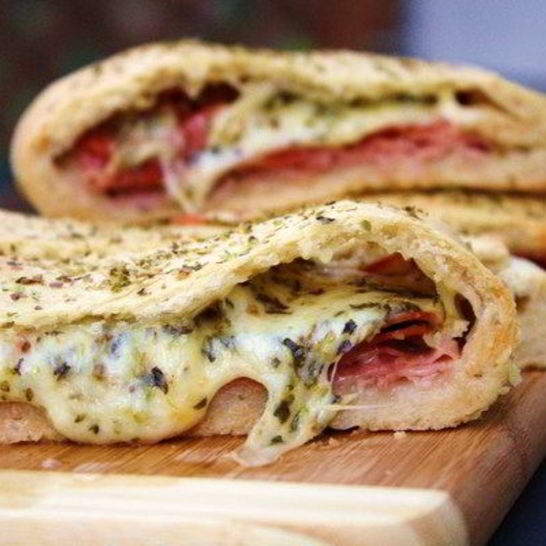 Рецепт пиццы стромболи с салями