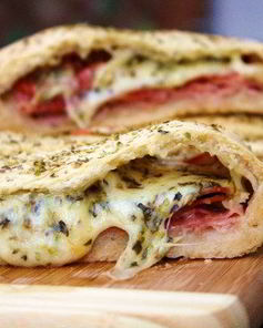 Пицца Стромболи с салями