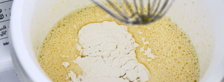 шарлотка из мандаринов. Шаг 2