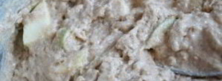 шарлотка на кефире в духовке. Шаг 3