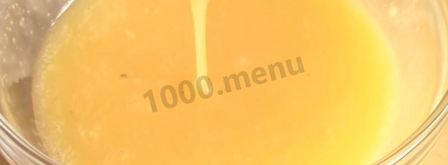 шарлотка на молоке с яблоками. Шаг 12