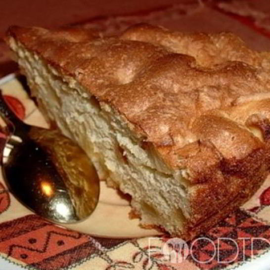 Рецепт шарлотки с бананами