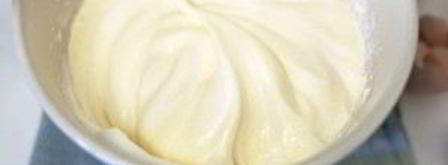 шарлотка с карамелизированными яблоками. Шаг 4