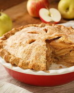 Шарлотка с яблоками и корицей