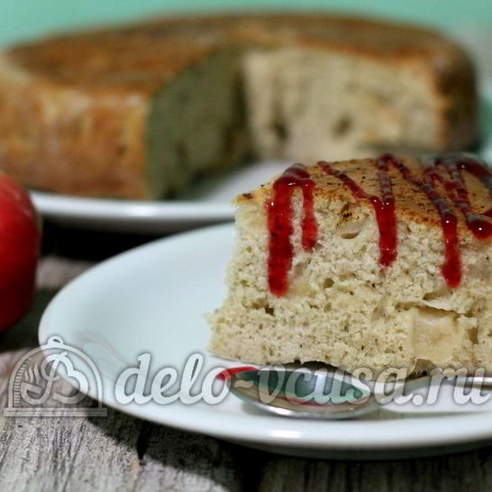 Рецепт шарлотки с яблоками в мультиварке