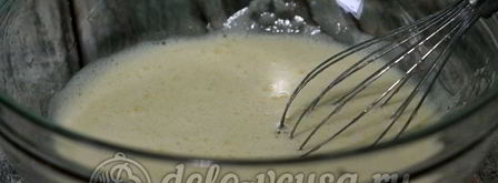 шарлотка с яблоками в мультиварке. Шаг 7