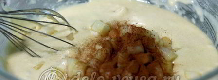 шарлотка с яблоками в мультиварке. Шаг 10