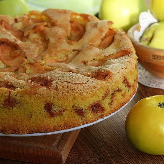 Рецепт шарлотки с яблоками