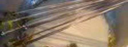 шарлотка с запеченным ревенем, баварским фисташковым кремом и клубникой. Шаг 12