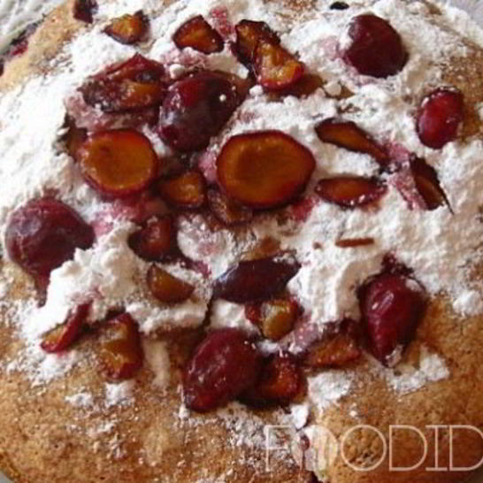 Рецепт шарлотки со сливами