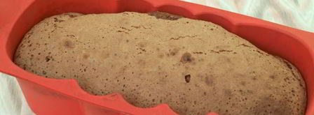 шоколадная шарлотка с ягодами. Шаг 5