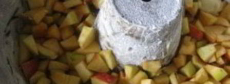 яблочная шарлотка в духовке. Шаг 4