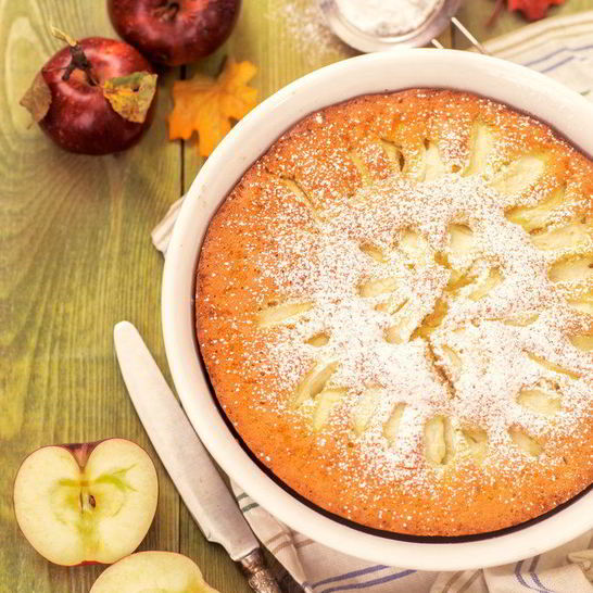 Рецепт яблочного пирога-шарлотки