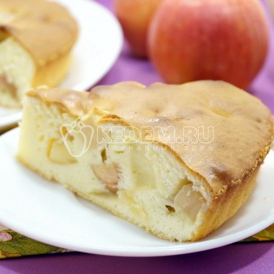 Рецепт заливной шарлотки с яблоками