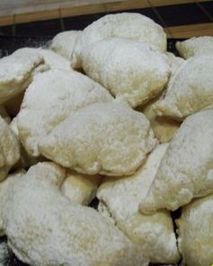 Слойки-малютки с кремом патисьер