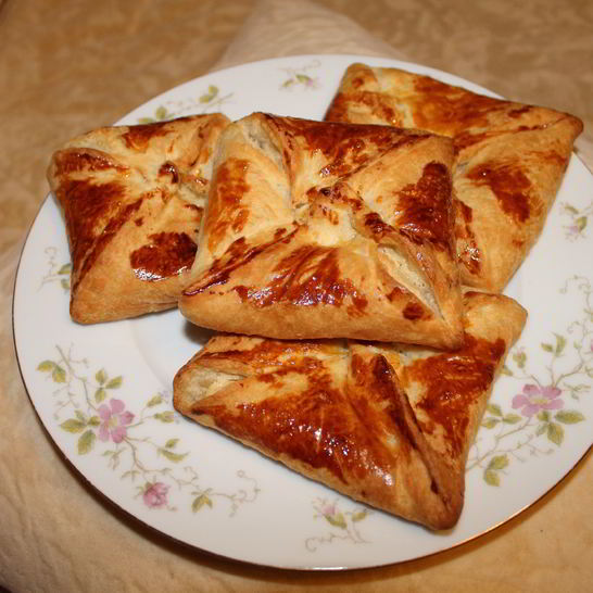 Рецепт слоек с творогом и бананом