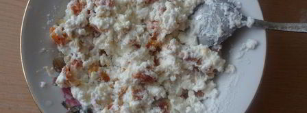 слойки с творогом, курагой и орехами. Шаг 4