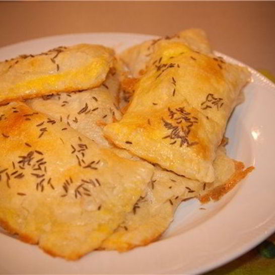 Рецепт слоек с ветчиной и сыром