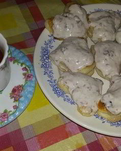 Слойки Сердечки с клубникой и сыром маскарпоне