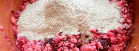 свекольные сырники из духовки. Шаг 10