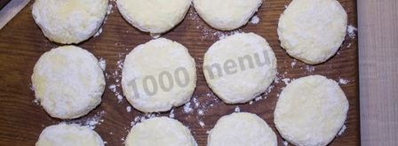 сырники классические из творога на сковороде. Шаг 11