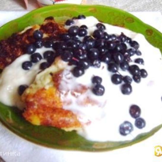 Рецепт сырников с черникой