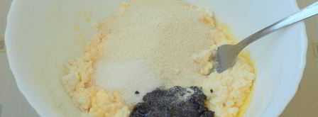 сырники с маком в духовке. Шаг 2