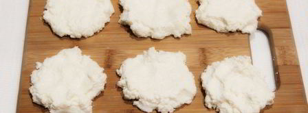 сырники с вареной сгущенкой. Шаг 5