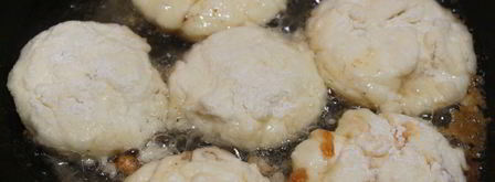 сырники с вареной сгущенкой. Шаг 9