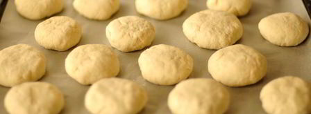 сырники в духовке под сметанным соусом. Шаг 4