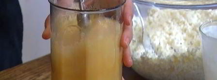 творожник с белым шоколадом и малиной. Шаг 7