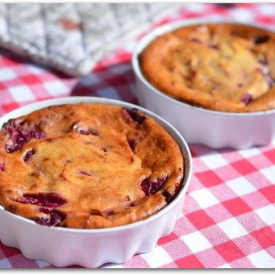 Рецепт творожника с ягодами