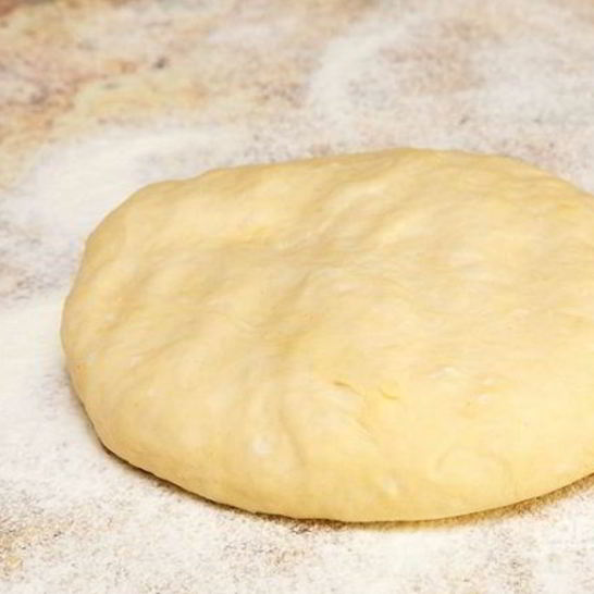 Рецепт быстрого теста на кефире для пирожков