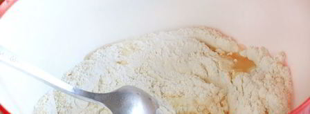 дрожжевое тесто на кефире для пиццы. Шаг 8