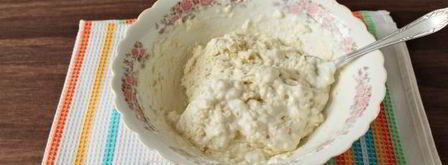 пресное тесто на кефире для пирожков. Шаг 7