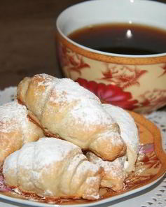 Слоеное тесто со сгущенкой