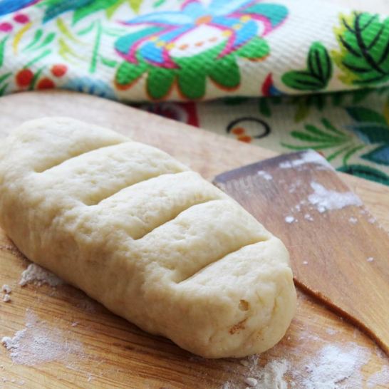 Рецепт сметанного теста для пирога без яиц