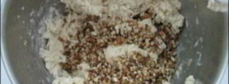 тесто для грибочков в форме. Шаг 3